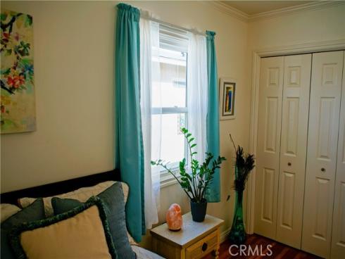 2019 Valencia , Santa Ana, CA