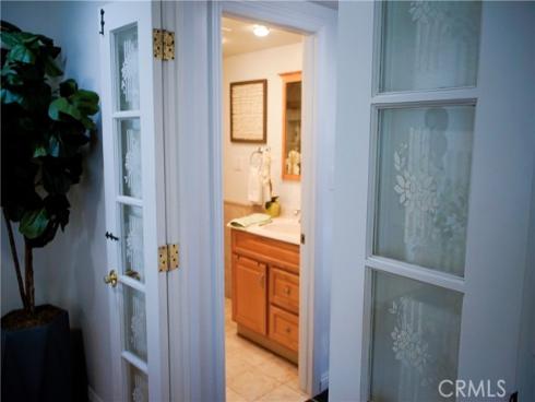 2019 Valencia , Santa Ana, CA