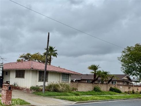 13822  Pasadena  , Santa Ana, CA