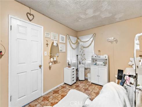 1820  Marine   Street, Santa Ana, CA