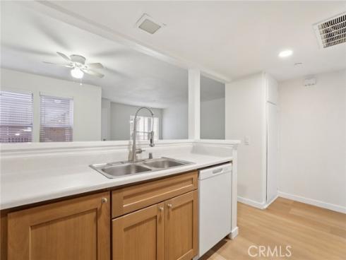 300 E Chestnut  H-202 , Santa Ana, CA