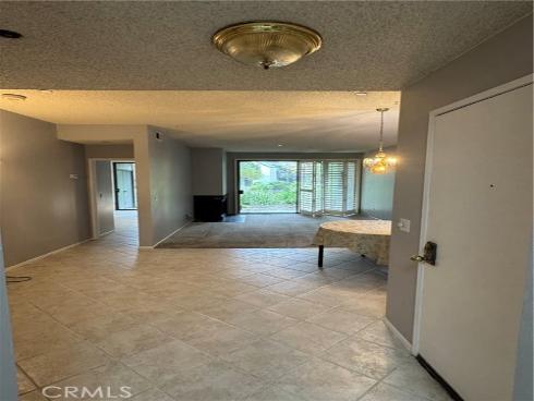 2538 W Macarthur  E , Santa Ana, CA