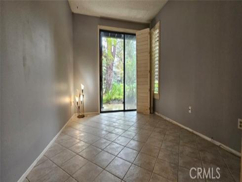 2538 W Macarthur  E , Santa Ana, CA