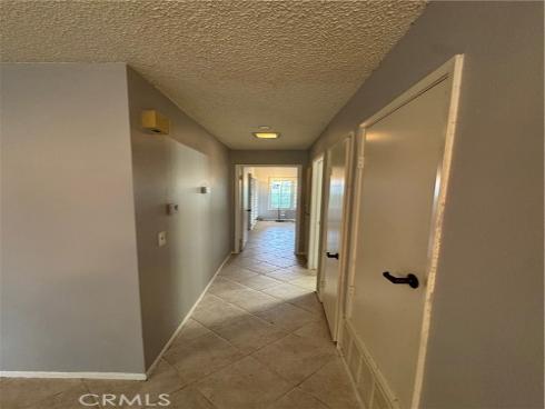 2538 W Macarthur  E , Santa Ana, CA