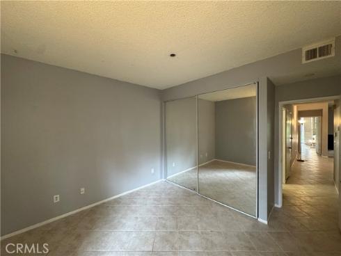 2538 W Macarthur  E , Santa Ana, CA