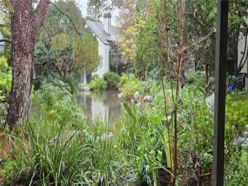 2538 W Macarthur  E , Santa Ana, CA