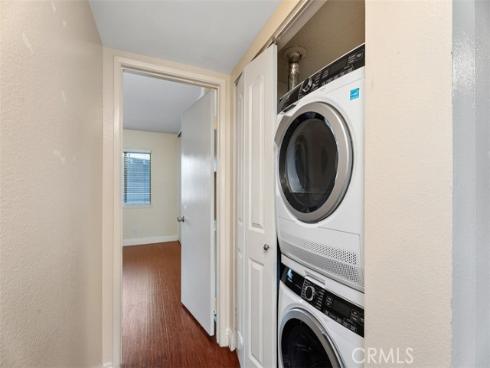 1525 S Raitt  29 , Santa Ana, CA