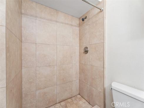 1525 S Raitt  29 , Santa Ana, CA