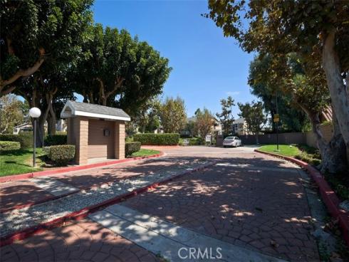 1525 S Raitt  29 , Santa Ana, CA