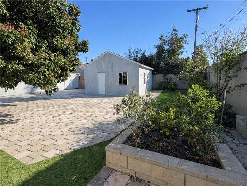 1020 N Raitt  , Santa Ana, CA