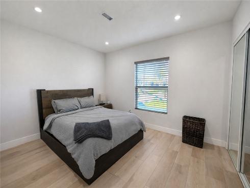 1020 N Raitt  , Santa Ana, CA