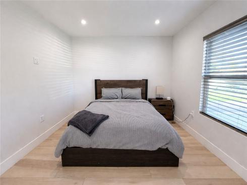 1020 N Raitt  , Santa Ana, CA