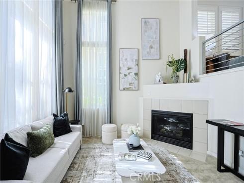 347 E Memory , Santa Ana, CA