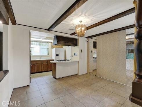 2218 Lewis Street, Santa Ana, CA