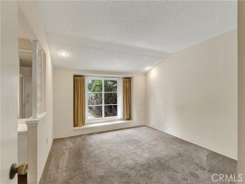 2218 Lewis Street, Santa Ana, CA