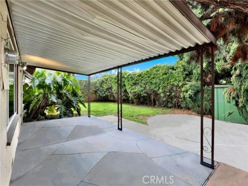 2218 Lewis Street, Santa Ana, CA