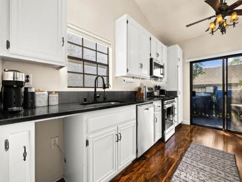 2522 W Macarthur  , Santa Ana, CA