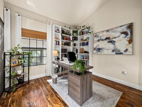 2522 W Macarthur  , Santa Ana, CA