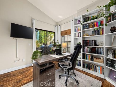 2522 W Macarthur  , Santa Ana, CA