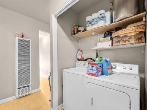 210 S Raitt , Santa Ana, CA