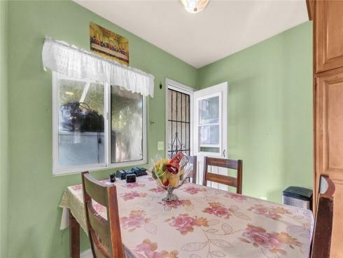 210 S Raitt , Santa Ana, CA