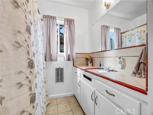 856 E Mcfadden   Avenue, Santa Ana, CA