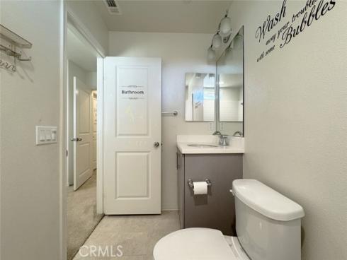 1530 W 1st  19 , Santa Ana, CA