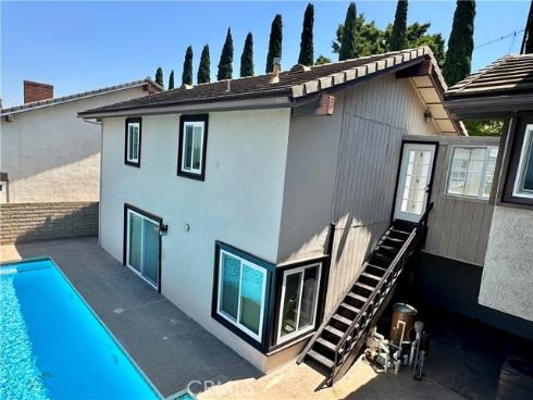 18831  Winnwood   Lane, Santa Ana, CA