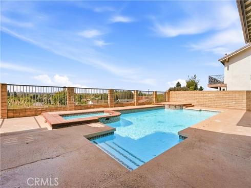 18831  Winnwood   Lane, Santa Ana, CA