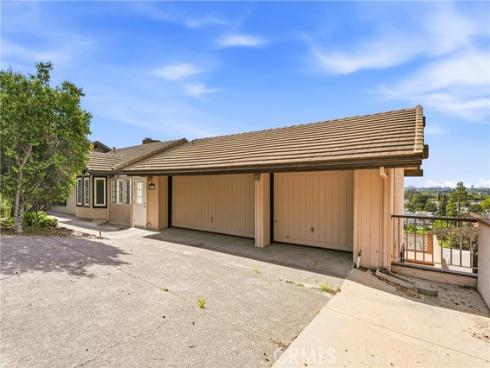 18831  Winnwood   Lane, Santa Ana, CA