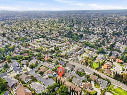 18831  Winnwood   Lane, Santa Ana, CA