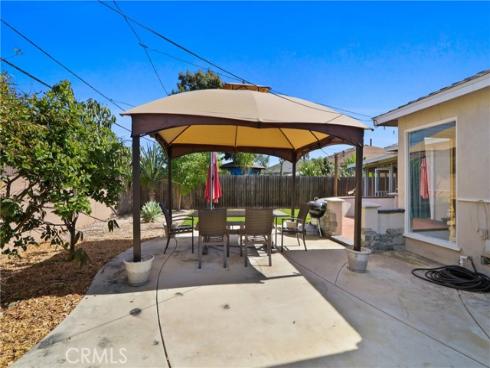 1221  Carlton  , Santa Ana, CA