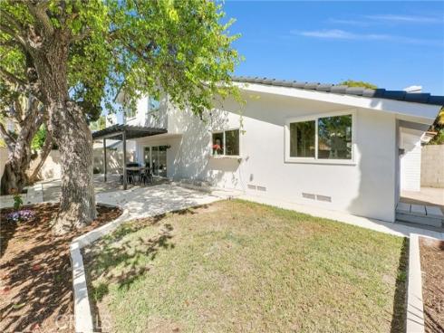 3126 S Rita   Way, Santa Ana, CA