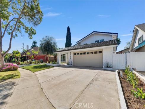 3126 S Rita   Way, Santa Ana, CA