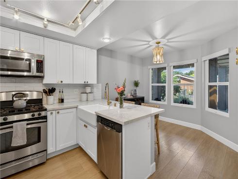 1261 Cabrillo Park Drive