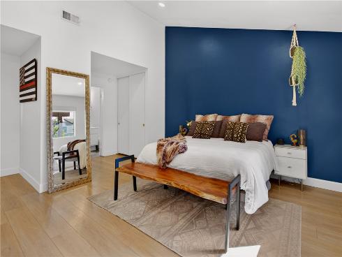 1261  Cabrillo Park   Drive, Santa Ana, CA