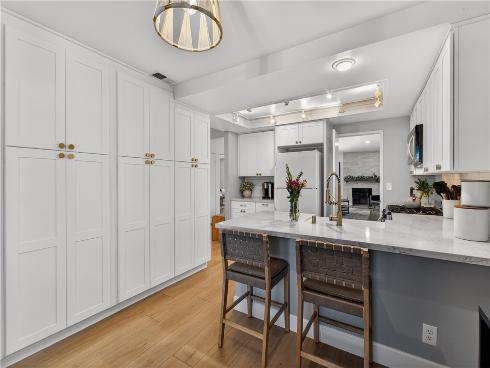 1261  Cabrillo Park   Drive, Santa Ana, CA