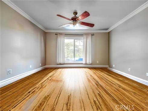 2401 E Avalon  , Santa Ana, CA