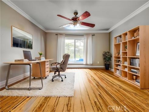 2401 E Avalon  , Santa Ana, CA