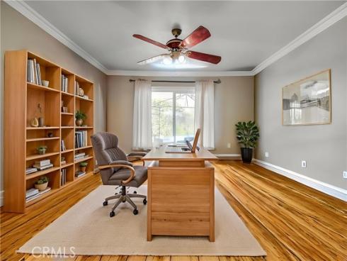 2401 E Avalon  , Santa Ana, CA