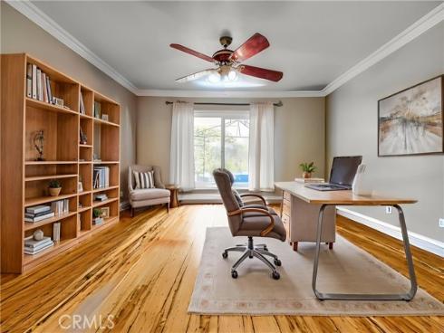 2401 E Avalon  , Santa Ana, CA