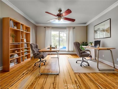 2401 E Avalon  , Santa Ana, CA