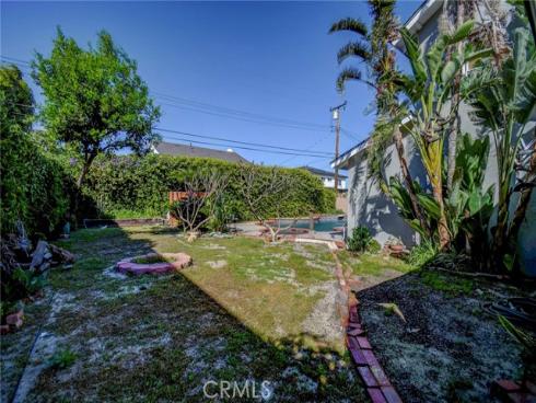 2401 E Avalon  , Santa Ana, CA