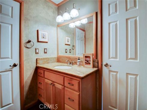 2401 E Avalon  , Santa Ana, CA