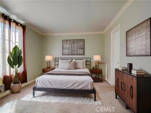 2401 E Avalon  , Santa Ana, CA