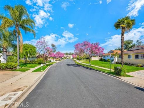 2517  Deodar   Street, Santa Ana, CA