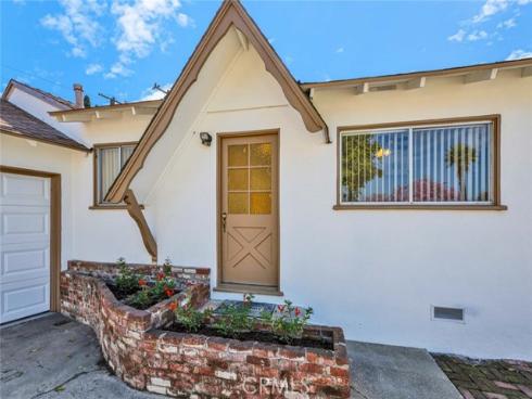 2517  Deodar   Street, Santa Ana, CA