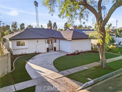 2320 N Hathaway   Street, Santa Ana, CA