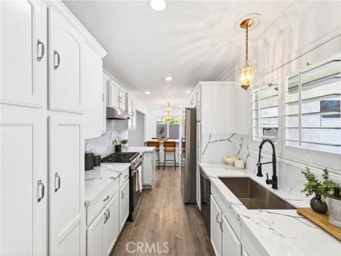 1626 E 15th  , Santa Ana, CA