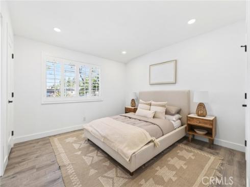 1626 E 15th  , Santa Ana, CA